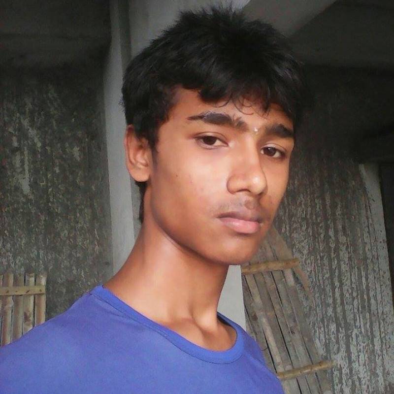 Naim, 26, Shirajgong Bangladesh