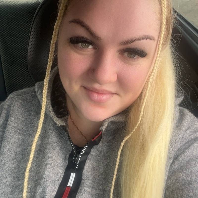 Anna, 35, Riga