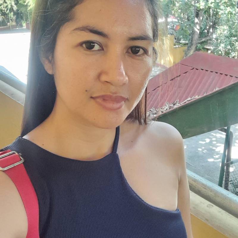 Regina, 40, Zurich