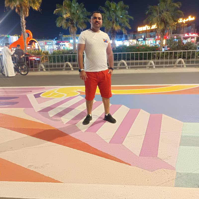 Tarek, 33, Zurich