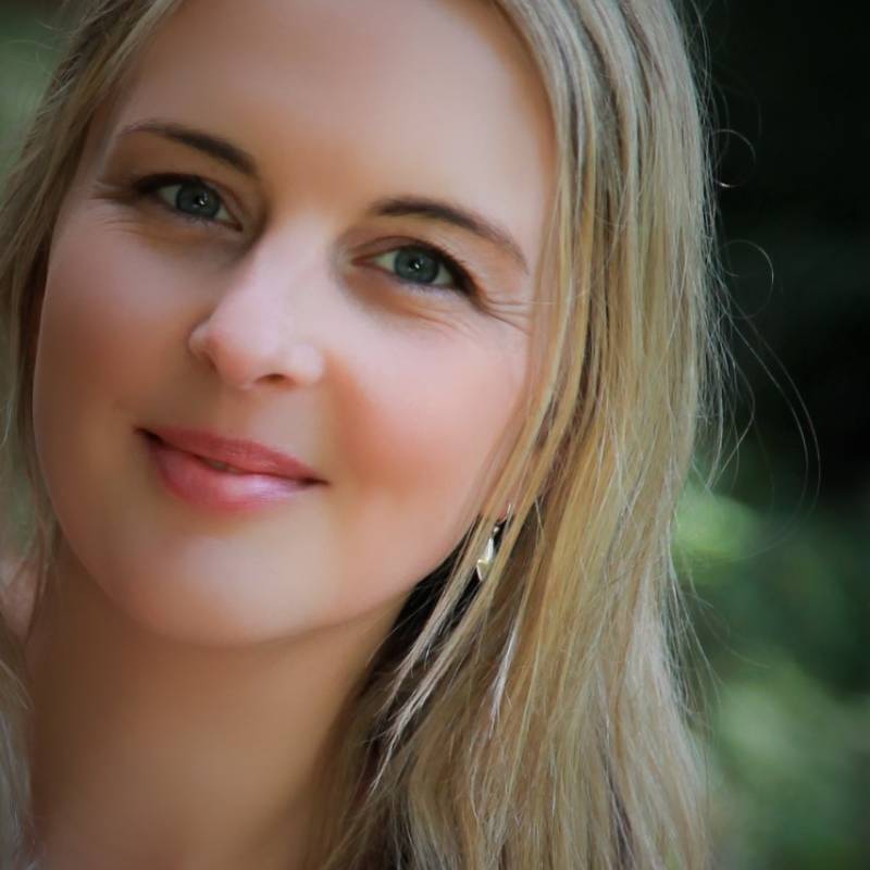comey, 18, Cox s Bazar Bangladesh