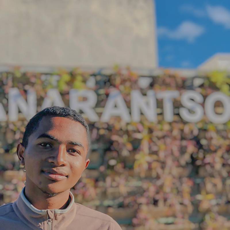 RAHARIMANANA, 20, Malawi