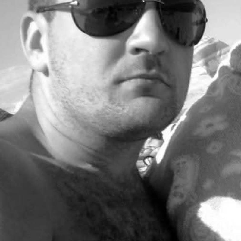 Roman, 38, Berlin