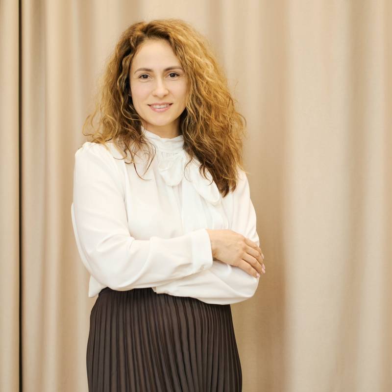 Zlata, 40, iowa