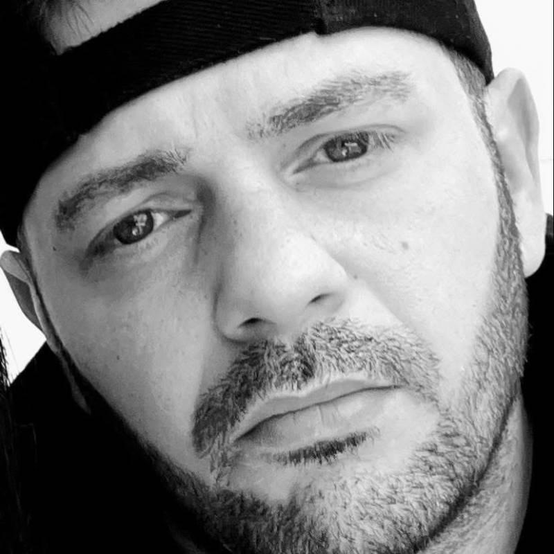 Justin, 39, Dhaka Bangladesh