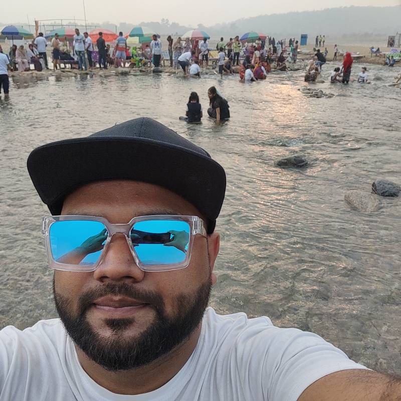 Junayed, 32, Khulna Bangladesh