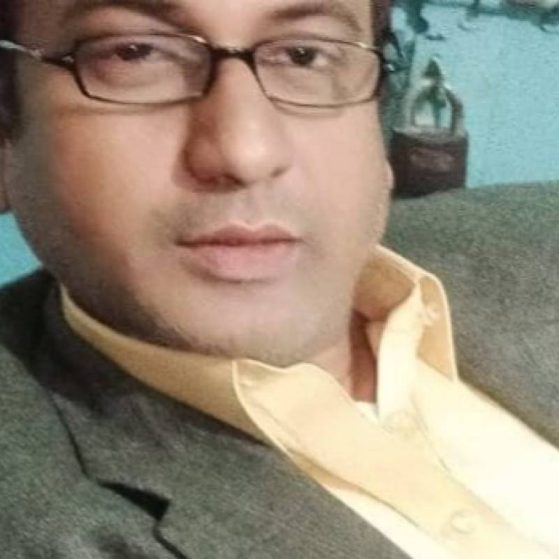 Dr. Mushtaq Ahmad Mian, 51, i am an easy going and simple lady seeking for a life partner i am a kind and god fearing lady who believe in life