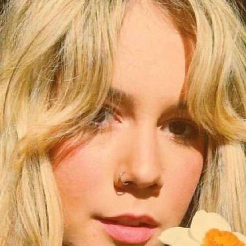 Rose, 41, Pakistan