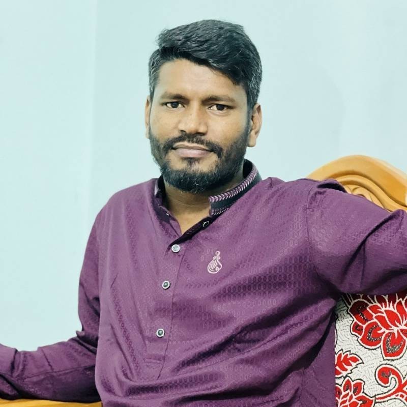 Ahamed, 33, Arizona Usa