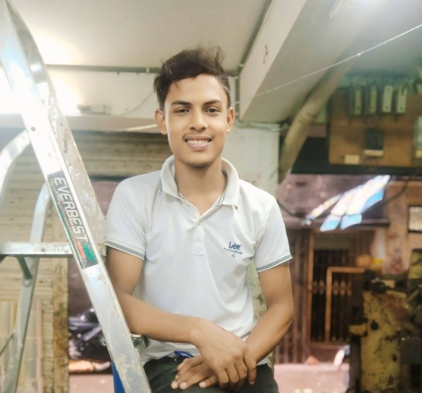 R M Imran, 25, London UK