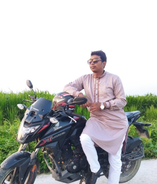 Himu, 27, Naveda