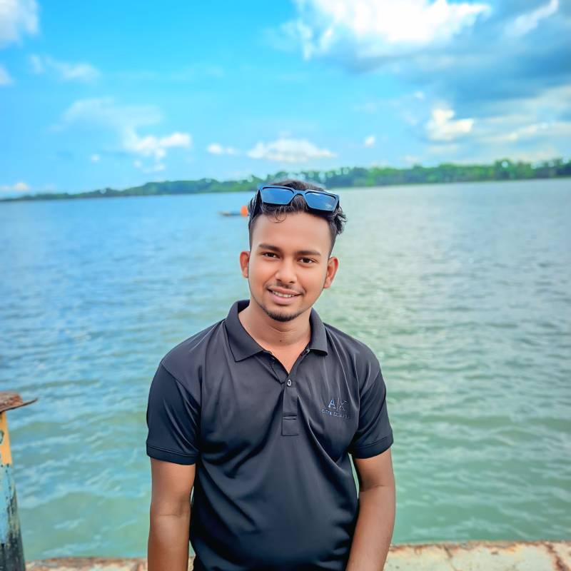 Faysal, 22, Dubai