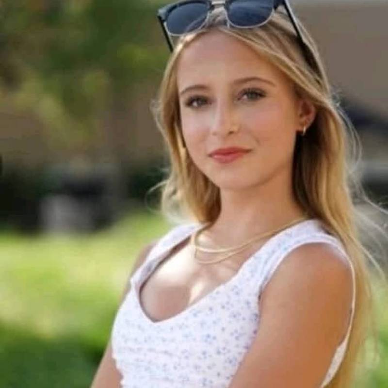 Caliee, 27, Belgium