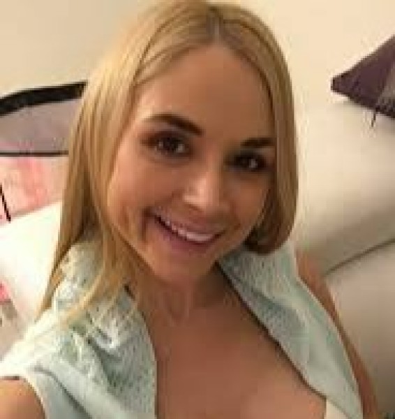 bella, 40, DAKAR