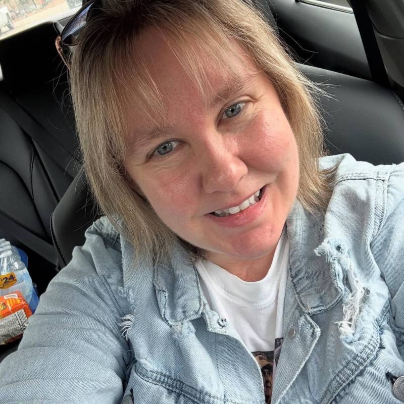 Sophie, 60, Lincoln uk