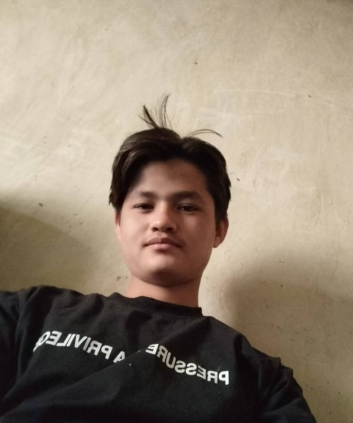 yasin, 18, New york