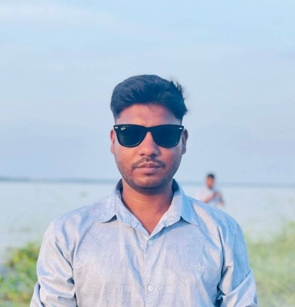 Mahabub, 20, Cairo