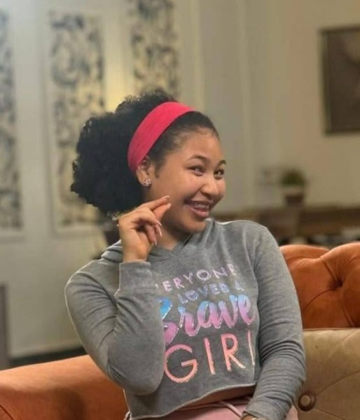 mary joshua, 22, Illinois