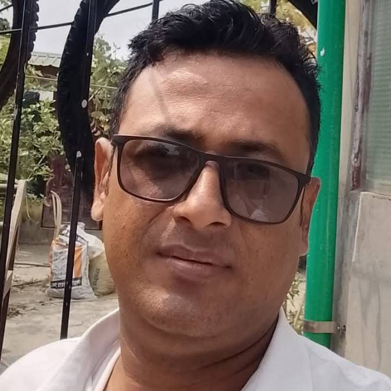 ab, 26, Dubai