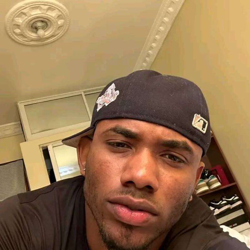 Isaac, 38, iTaly