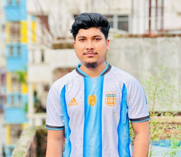 Adnan Shawon, 26, Istanbul