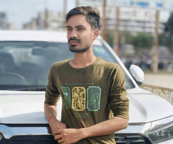 Dharmesh, 23, Papendrecht