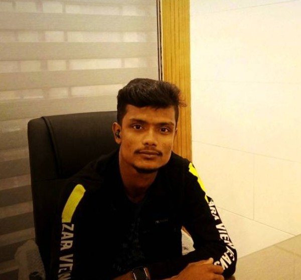Mohon, 25, Glasgow