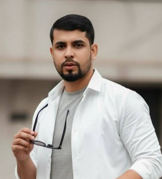 Anwar Hossen, 28, lisbon
