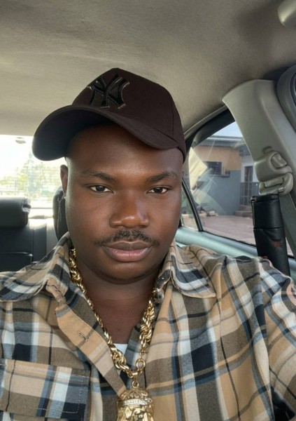 Lester, 31, Iran