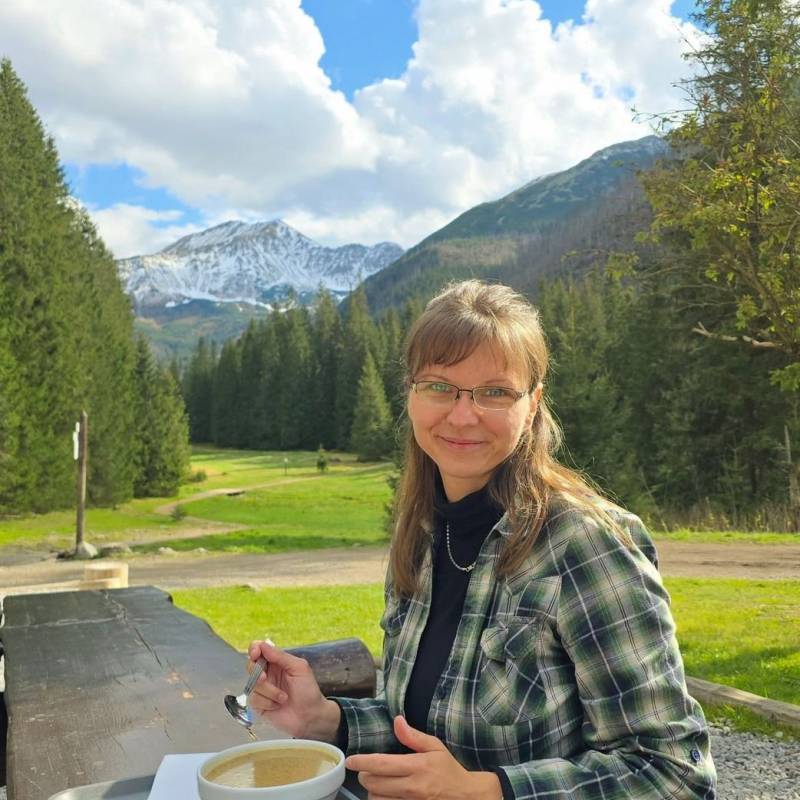 Edyth, 45, Suisse