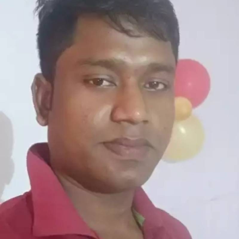 Akash, 32, Colombia