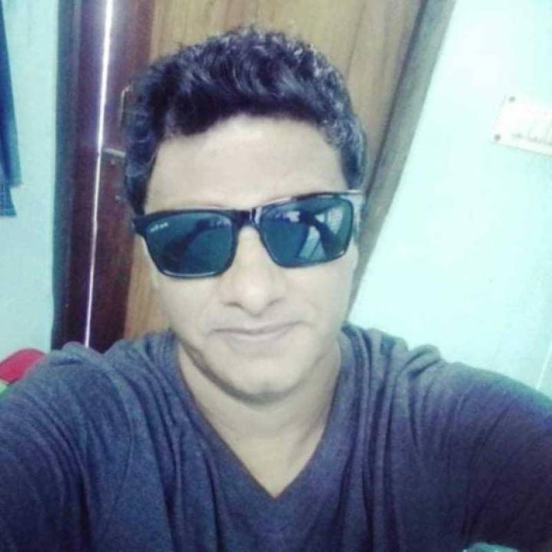 Shabir Hossain, 43, iowa