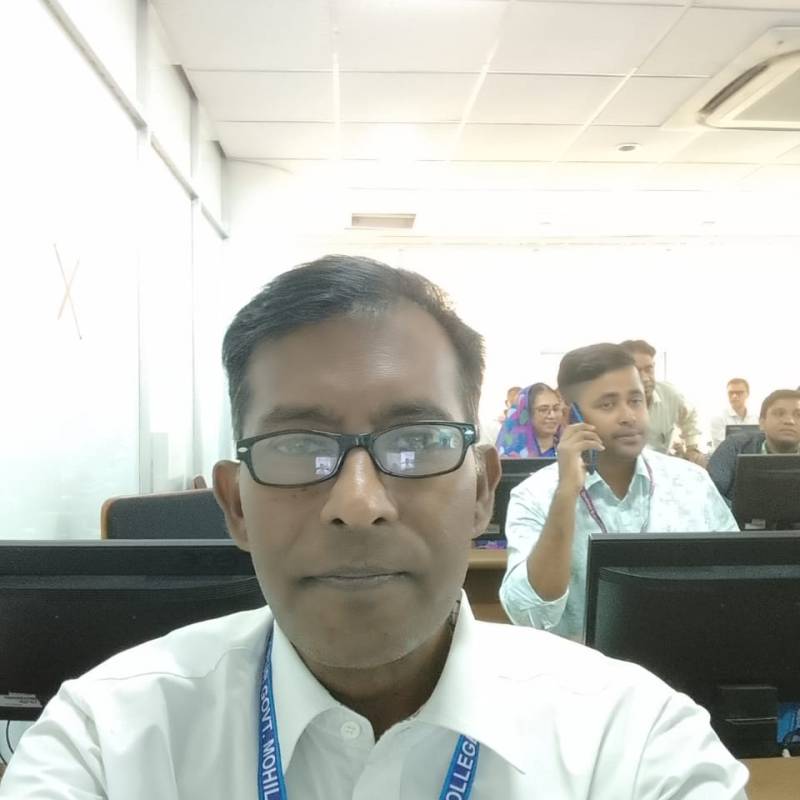 Fazlu, 39, Cairo