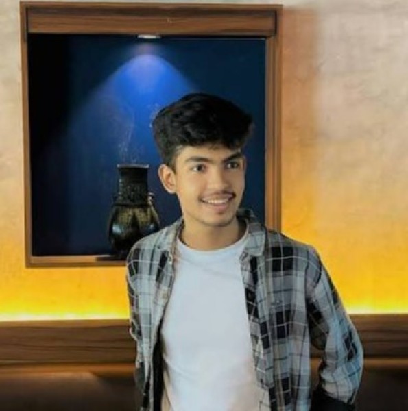 Turjo, 22, Banner Illinois