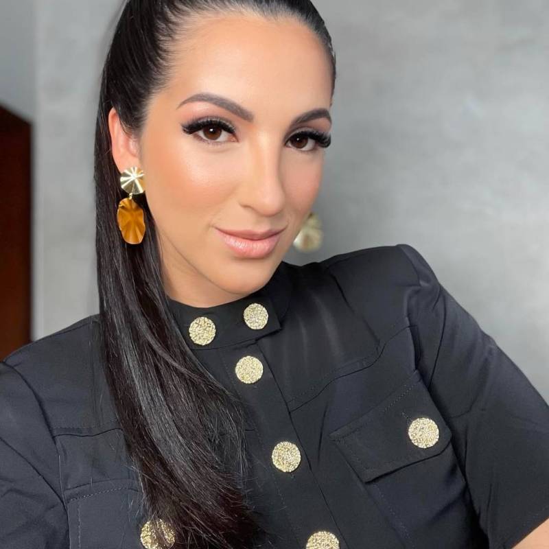 Amore, 51, Bhola