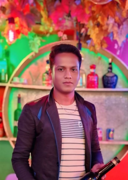 Mokter, 24, U A E