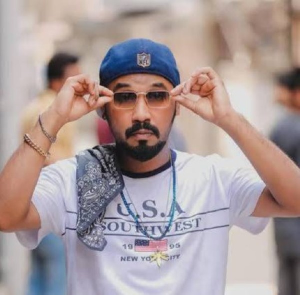 Rashid, 30, Dhaka