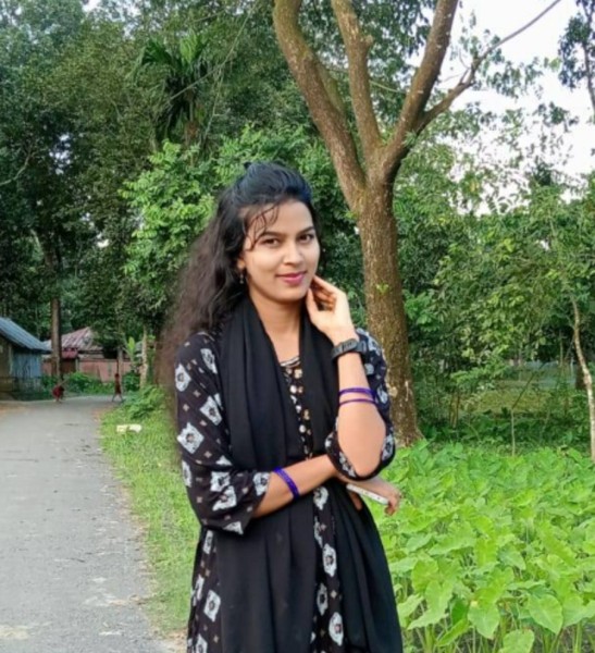 Mitu akter, 22, Missouri