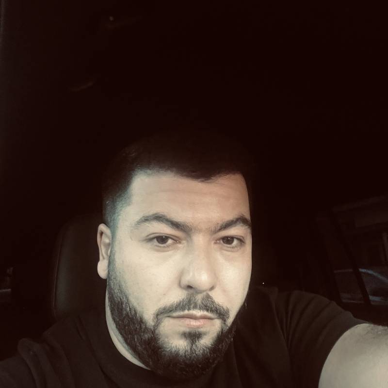 Vahagn, 34, Houston Texas