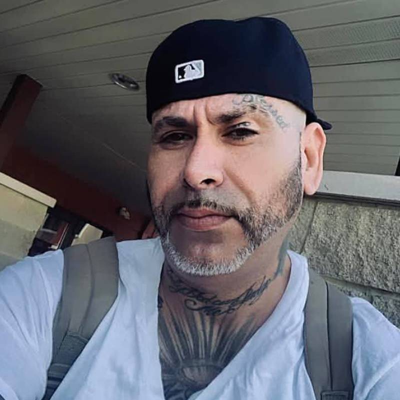 Jushouston, 43, Florida