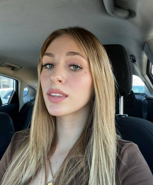 Claire, 32, Nairobi