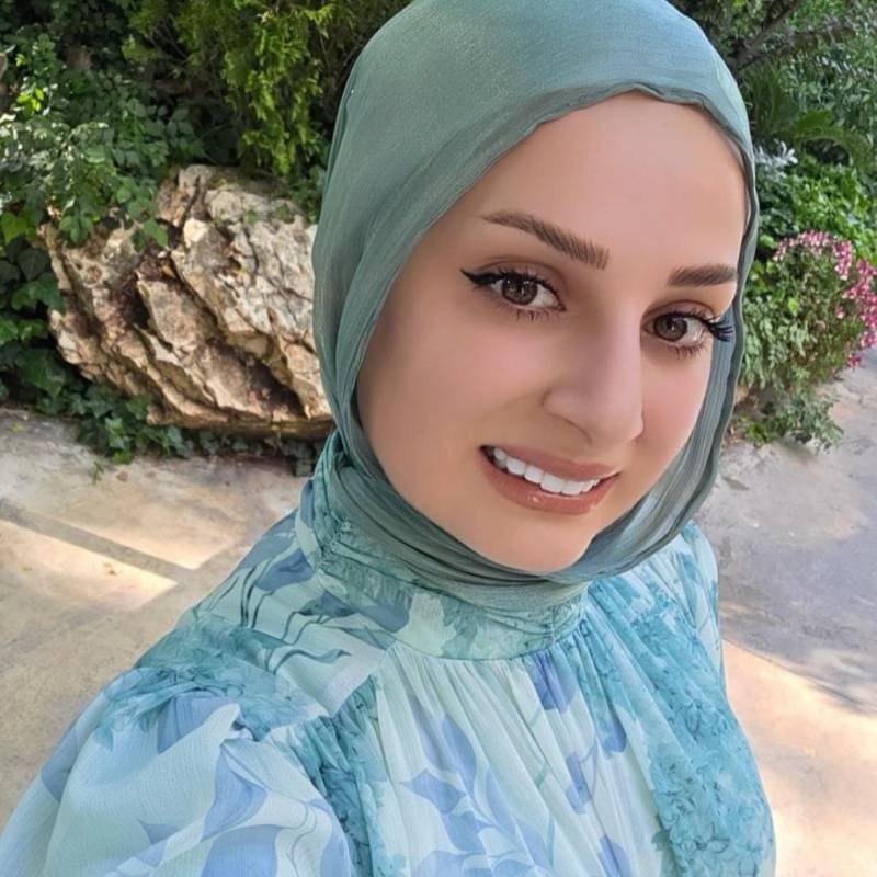 Asiya, 35, Missouri