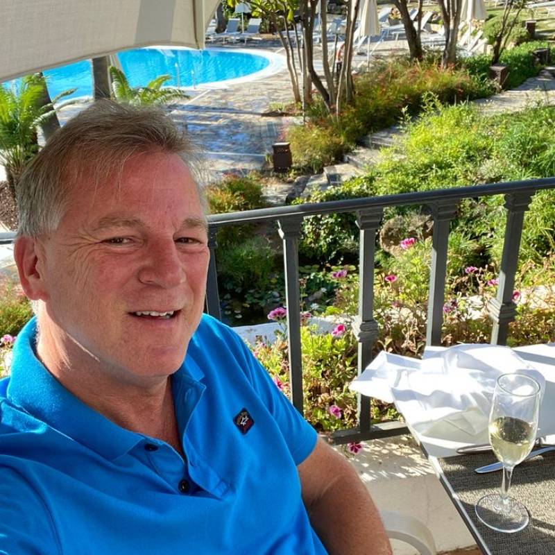 https://ru.fivedate.com dating Thomas in Люксембург